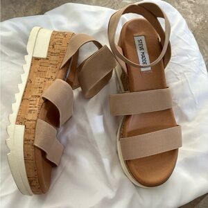 Steve Madden platform sandals